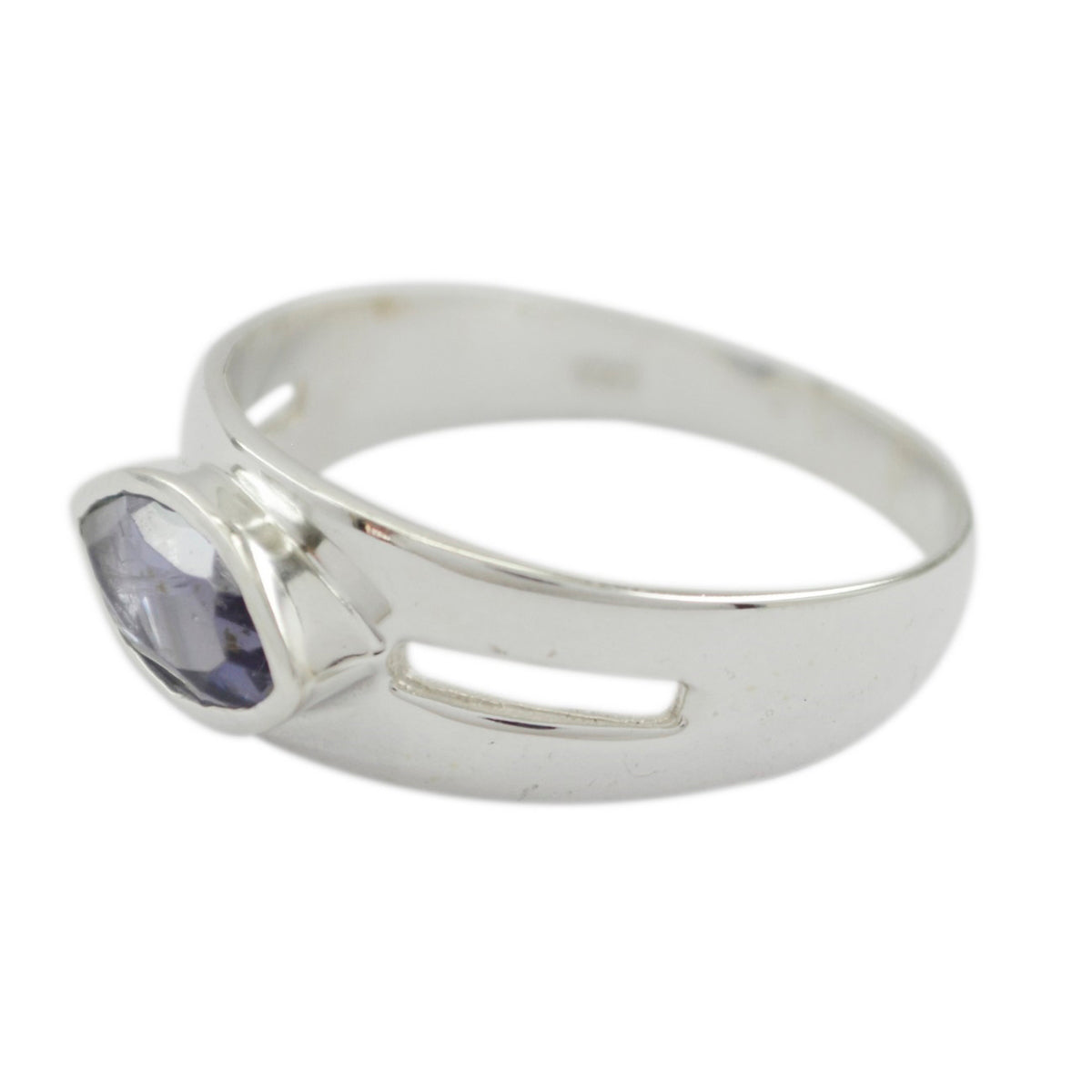 Anello sottile alla moda con gemme blu in argento sterling indiano e solitario in iolite Immagine secondaria del prodotto