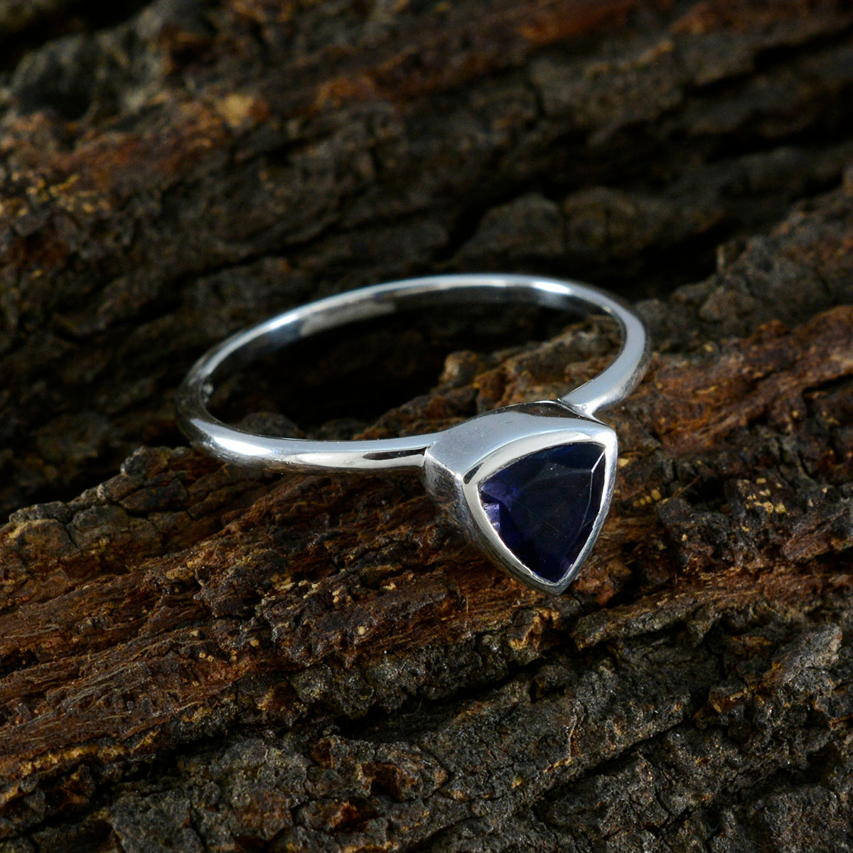 Iolite Solitaire Australian 925 Silver Blue Gemstone Elegant  Artisan Ring Jewellery