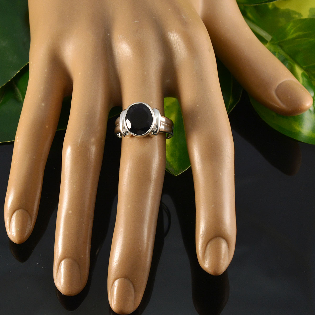 Iolite Solitaire African Silver Blue Gemstone Tiny Modern Ring Jewellery