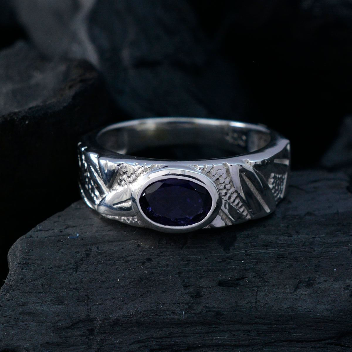 Iolite Solitaire Egyptian 92.5 Silver Blue Gemstones Classic Romantic Ring Jewellery