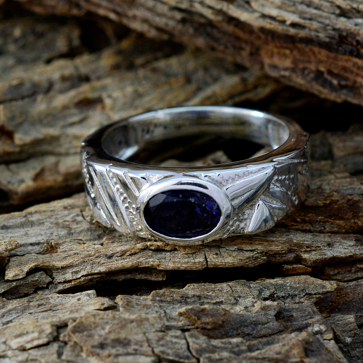Iolite Solitaire Egyptian 92.5 Silver Blue Gemstones Classic Romantic Ring Jewellery