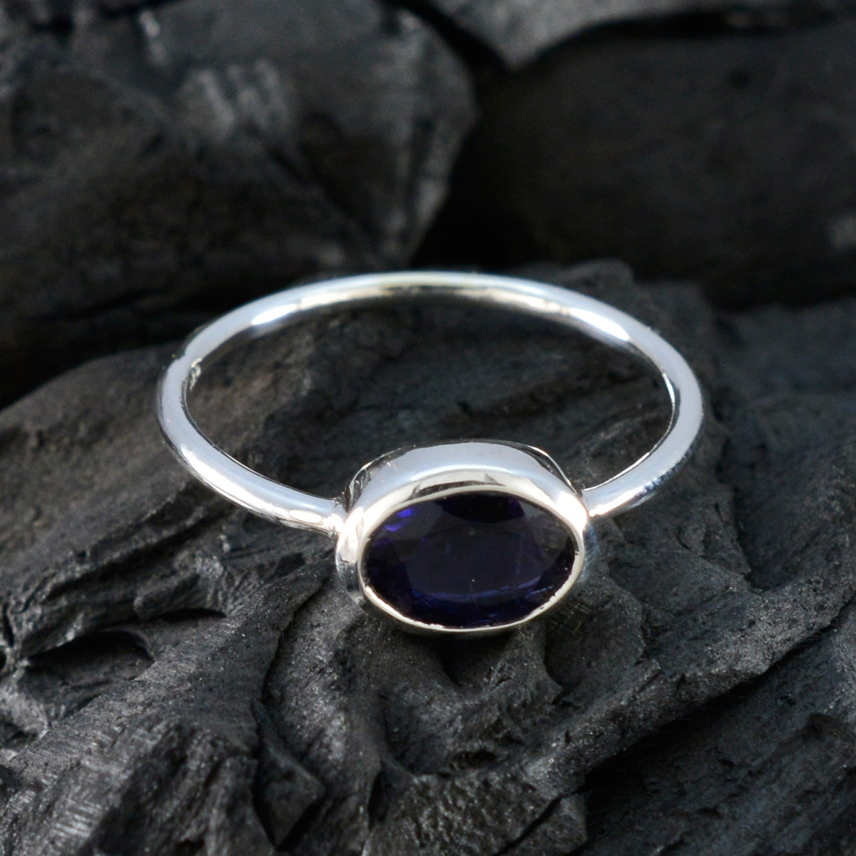Iolite Solitaire Turkish Silver Blue Gemstone Elegant  Glamorous Ring Jewellery