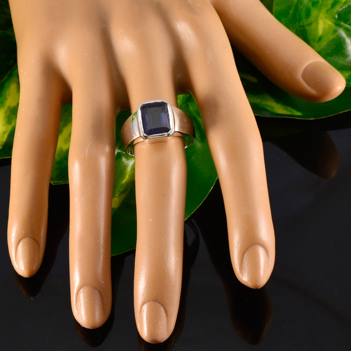 Iolite Solitaire African Silver Blue Gems Eye catching Modern Ring Jewelry