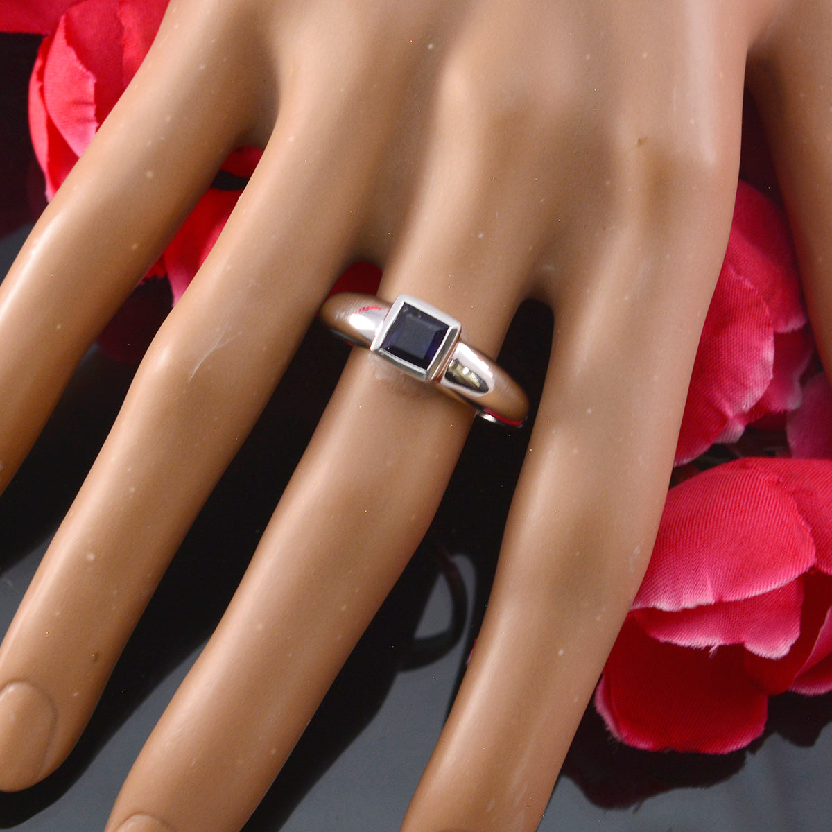 Iolite Solitaire Egyptian 925 Silver Blue Gems Slim Modern Ring Jewelry