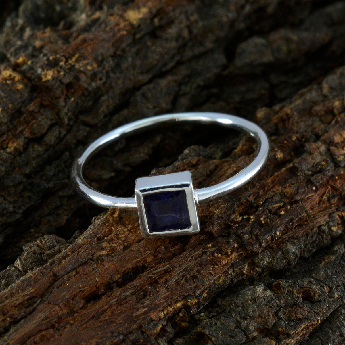 Iolite Solitaire Japanese Silver Blue Gemstones Elegant  Abstract Ring Jewelry