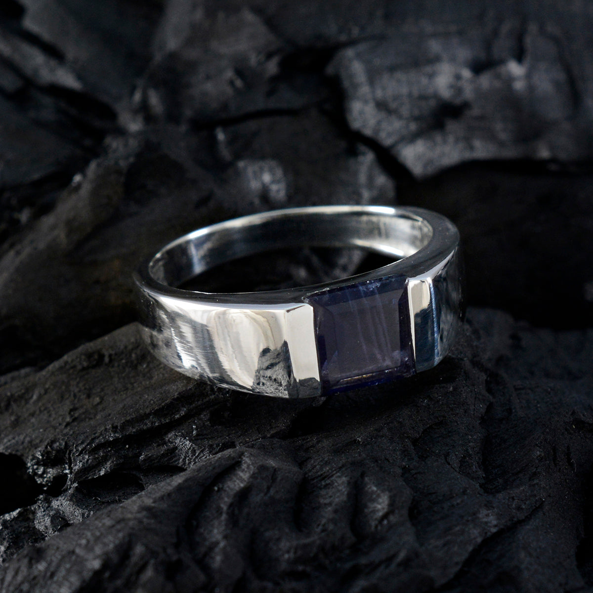 Iolite Solitaire Russian Sterling Silver Blue Gemstones Tiny Sophisticated Ring Jewellery