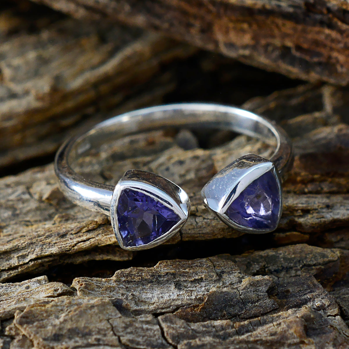 Iolite Toi et Moi Japanese 92.5 Silver Blue Gemstone Dainty Modern Ring Jewellery