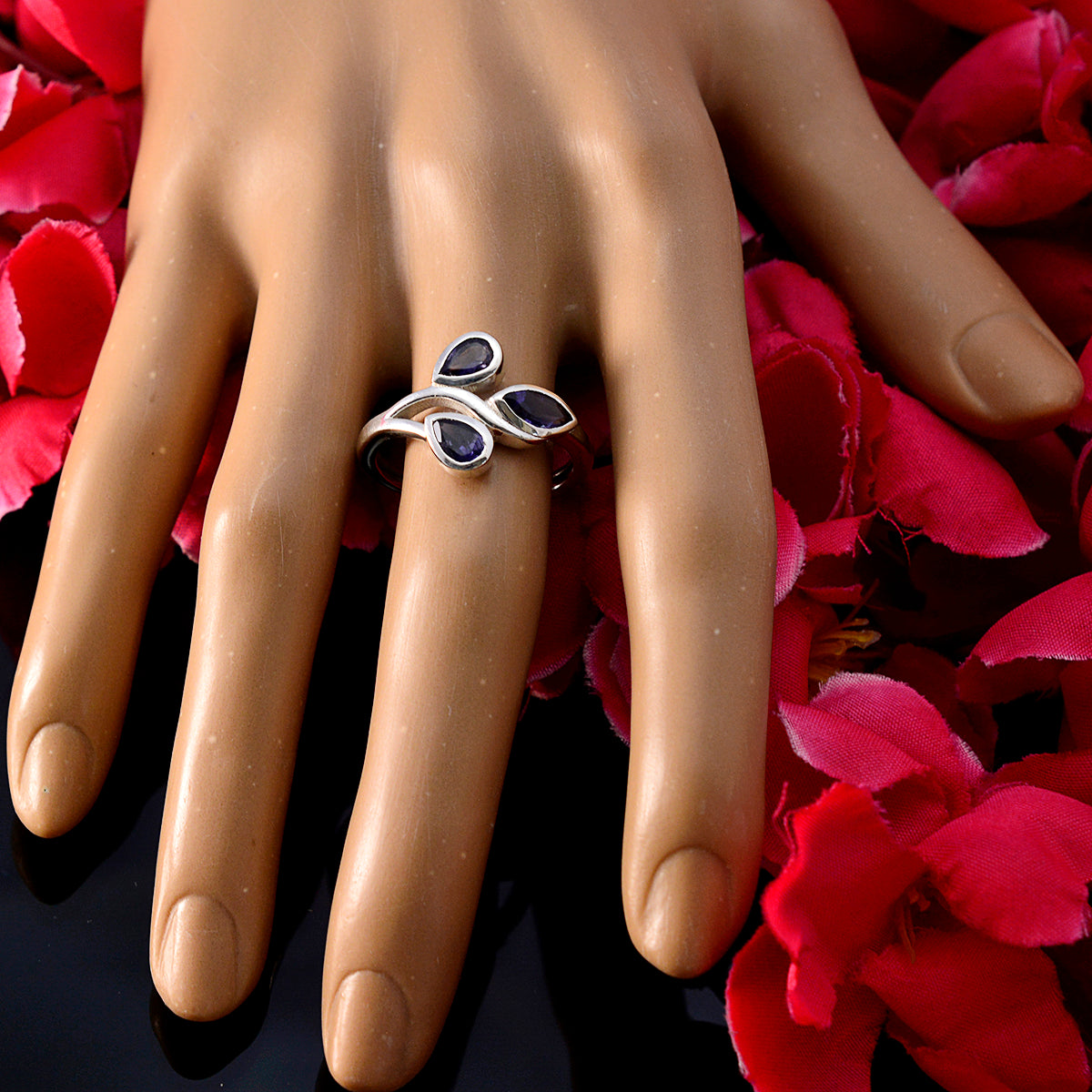 Iolite Trilogy African 925 Silver Blue Gemstone Featherlight Luxurious Ring Jewelry