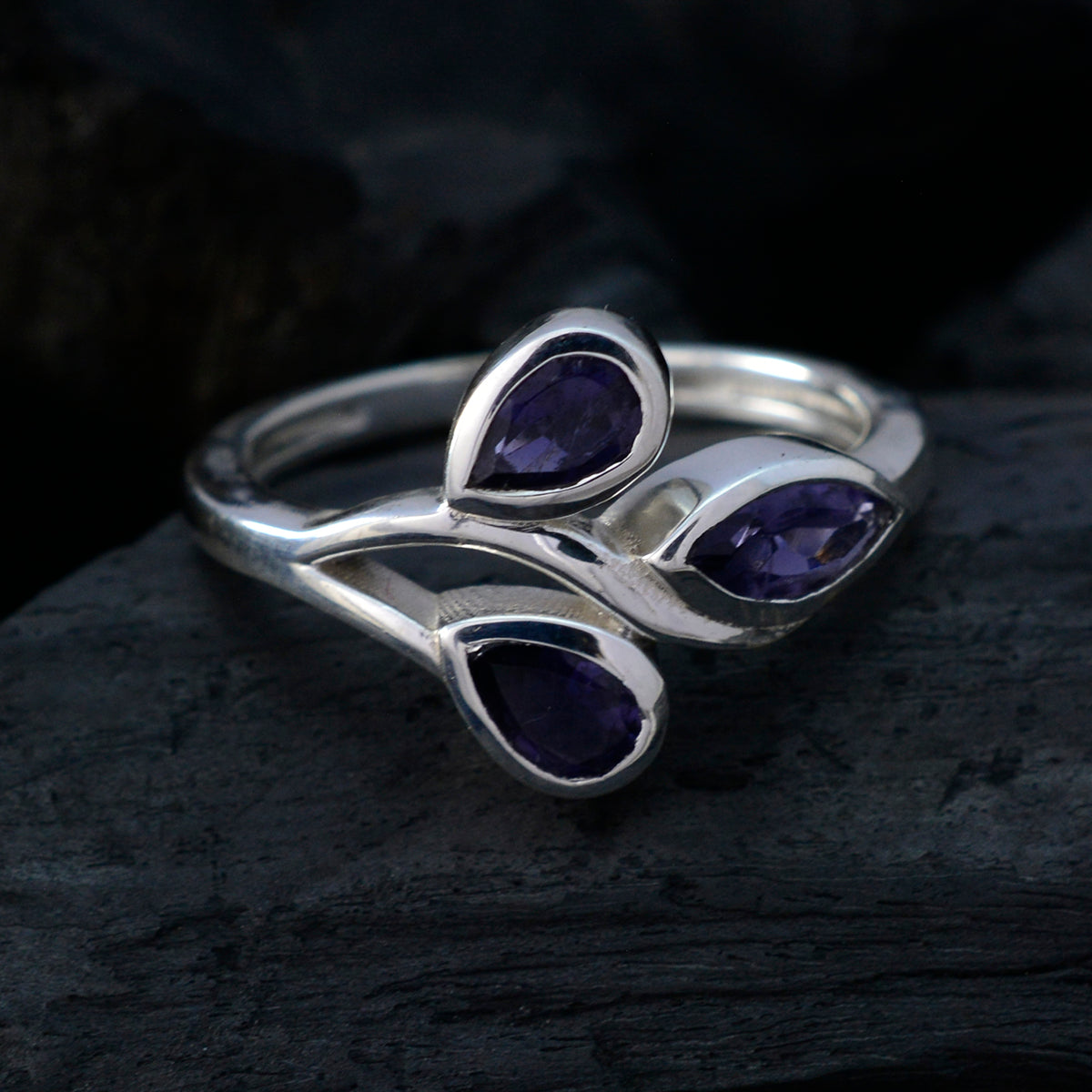 Iolite Trilogy African 925 Silver Blue Gemstone Featherlight Luxurious Ring Jewelry