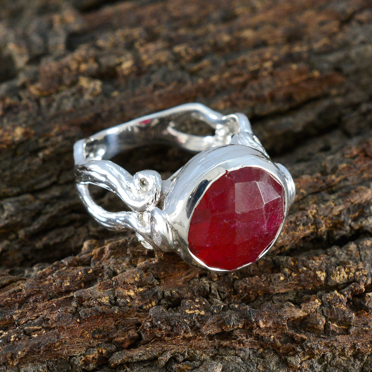 Indian Ruby Solitaire Moroccan Silver Red Gemstones Versatile Modern Ring Jewelry