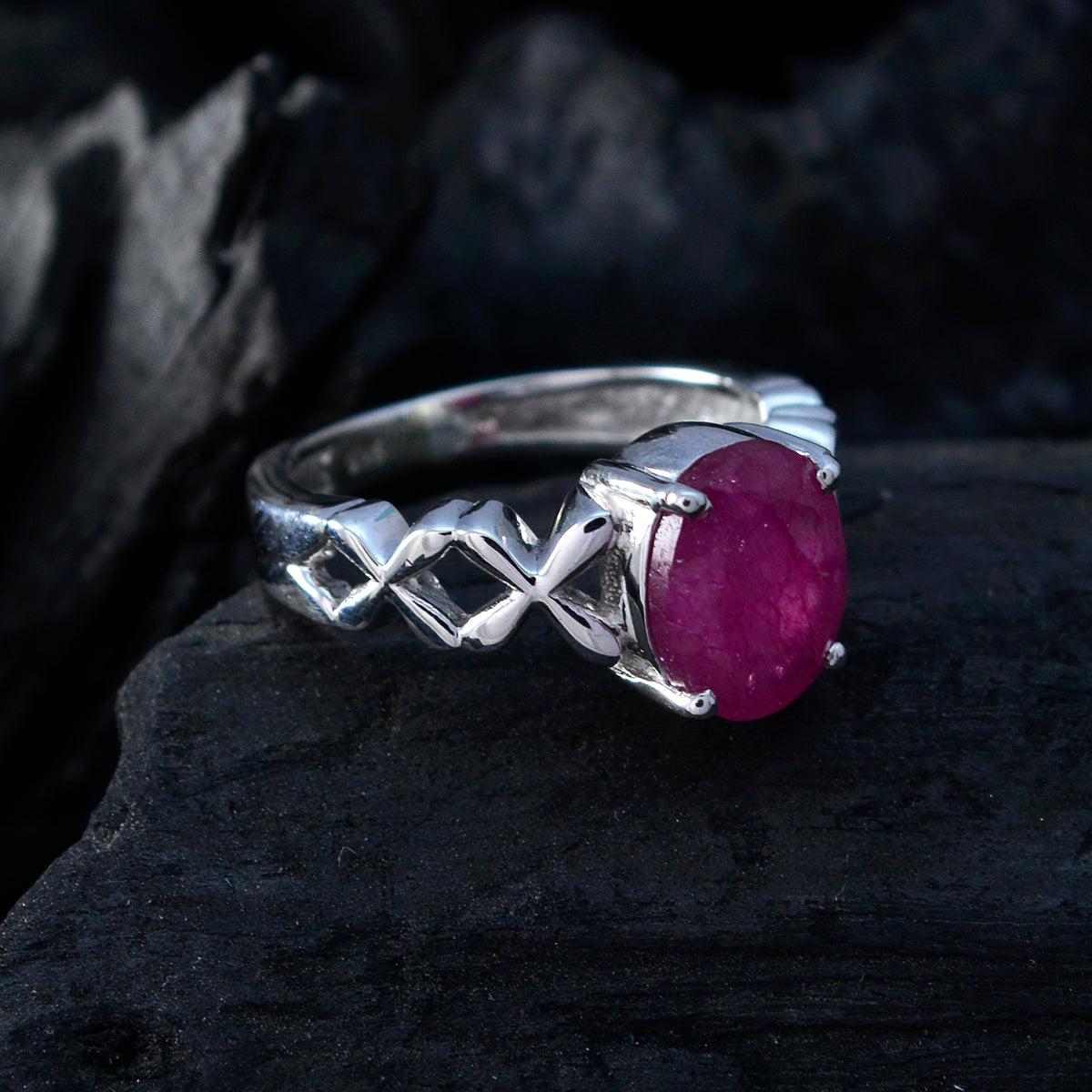 Indian Ruby Solitaire American 925 Silver Red Gemstones Whisper thin Twist Ring Jewelry