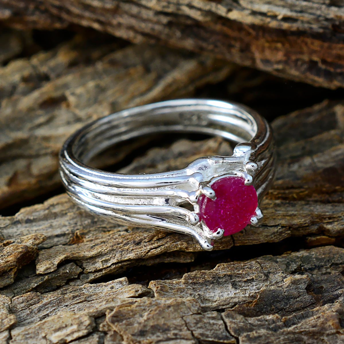 Indian Ruby Solitaire Indian 925 Sterling Silver Red Gemstones Classic Glamorous Ring Jewellery