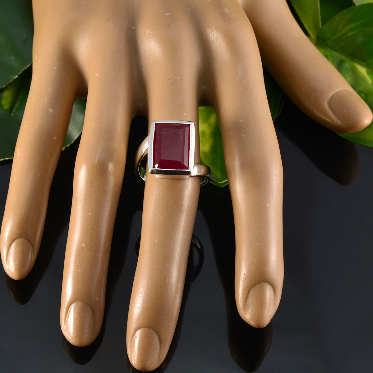 Indian Ruby Solitaire Russian 92.5 Silver Red Gems Eye catching Contemporary Ring Jewelry