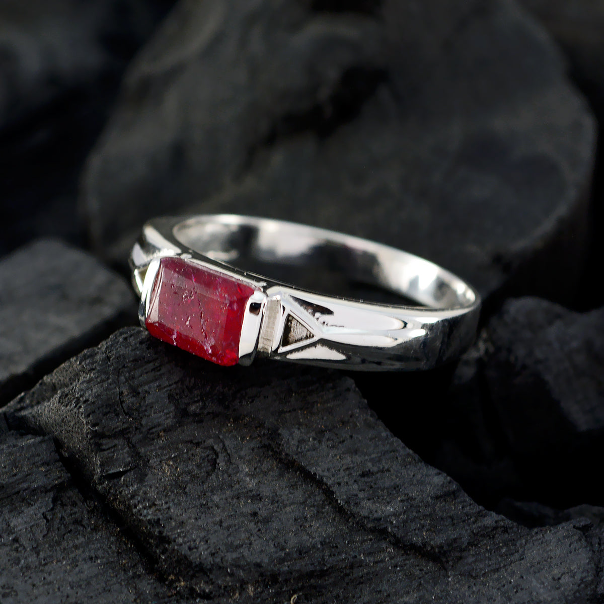 Indian Ruby Solitaire Egyptian Sterling Silver Red Gemstone Slim Abstract Ring Jewellery