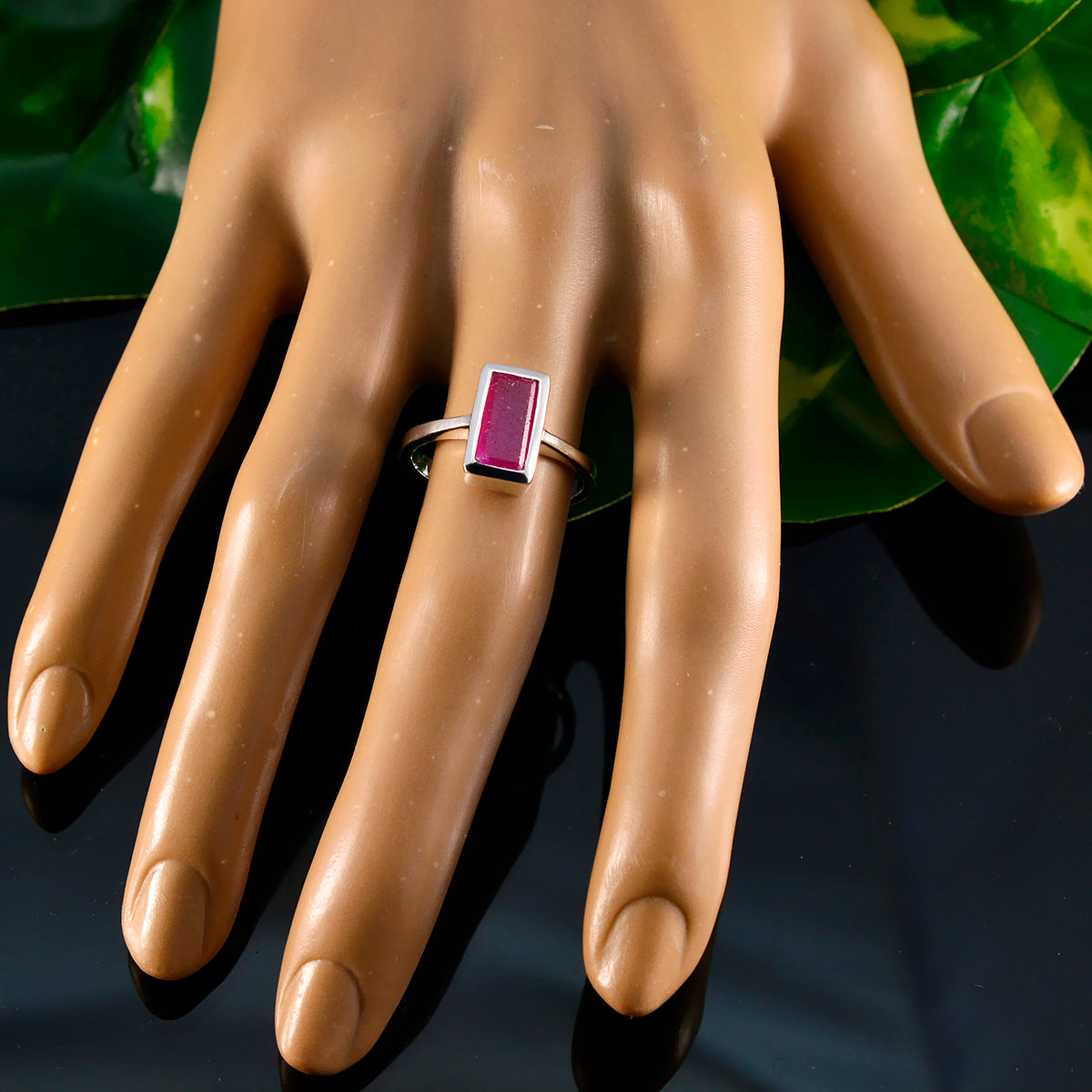 Indian Ruby Solitaire Moroccan Silver Red Gemstone Slim Modern Ring Jewellery