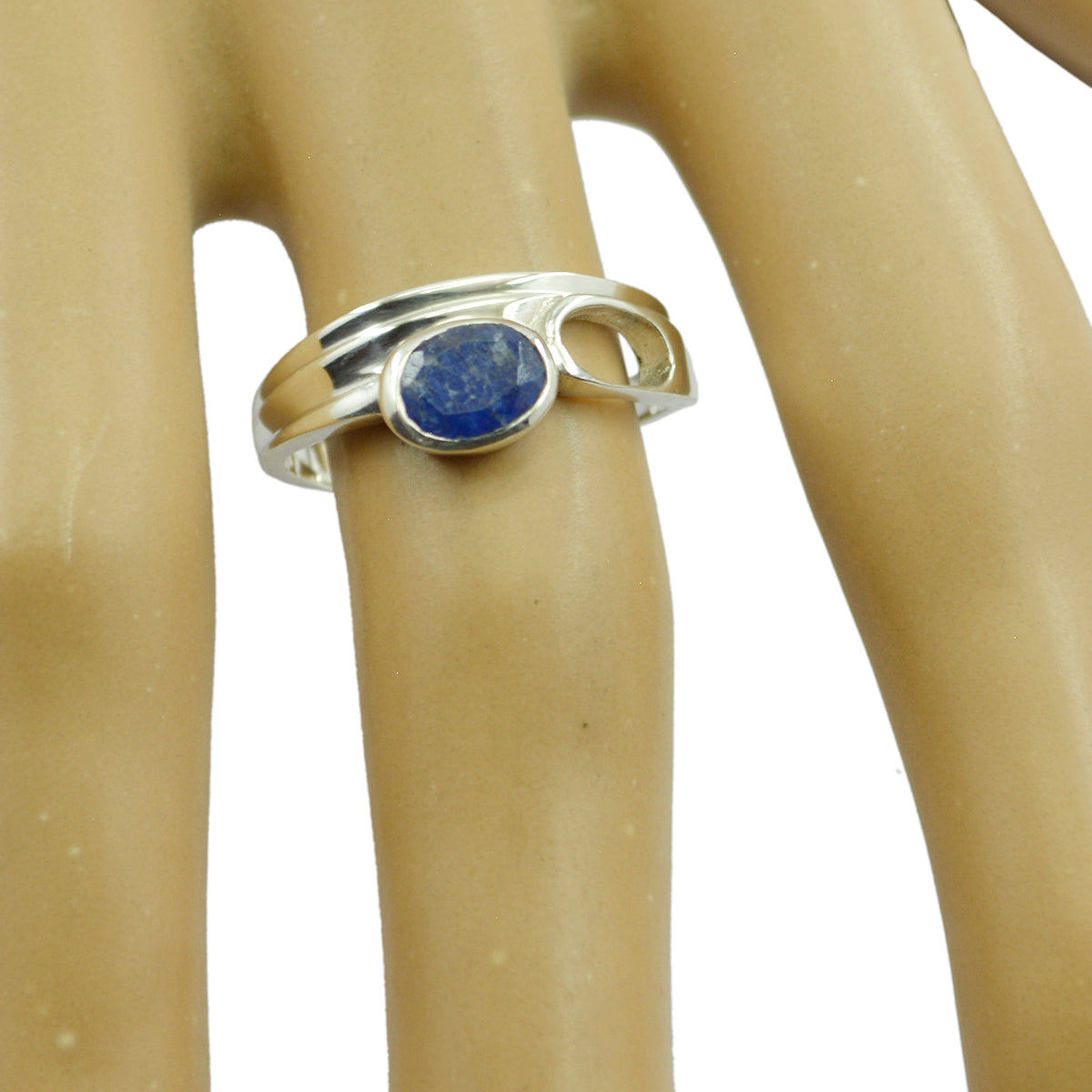 Indian Blue Sapphire Solitaire Moroccan Silver Blue Gems Featherlight Ethnic Ring Jewelry