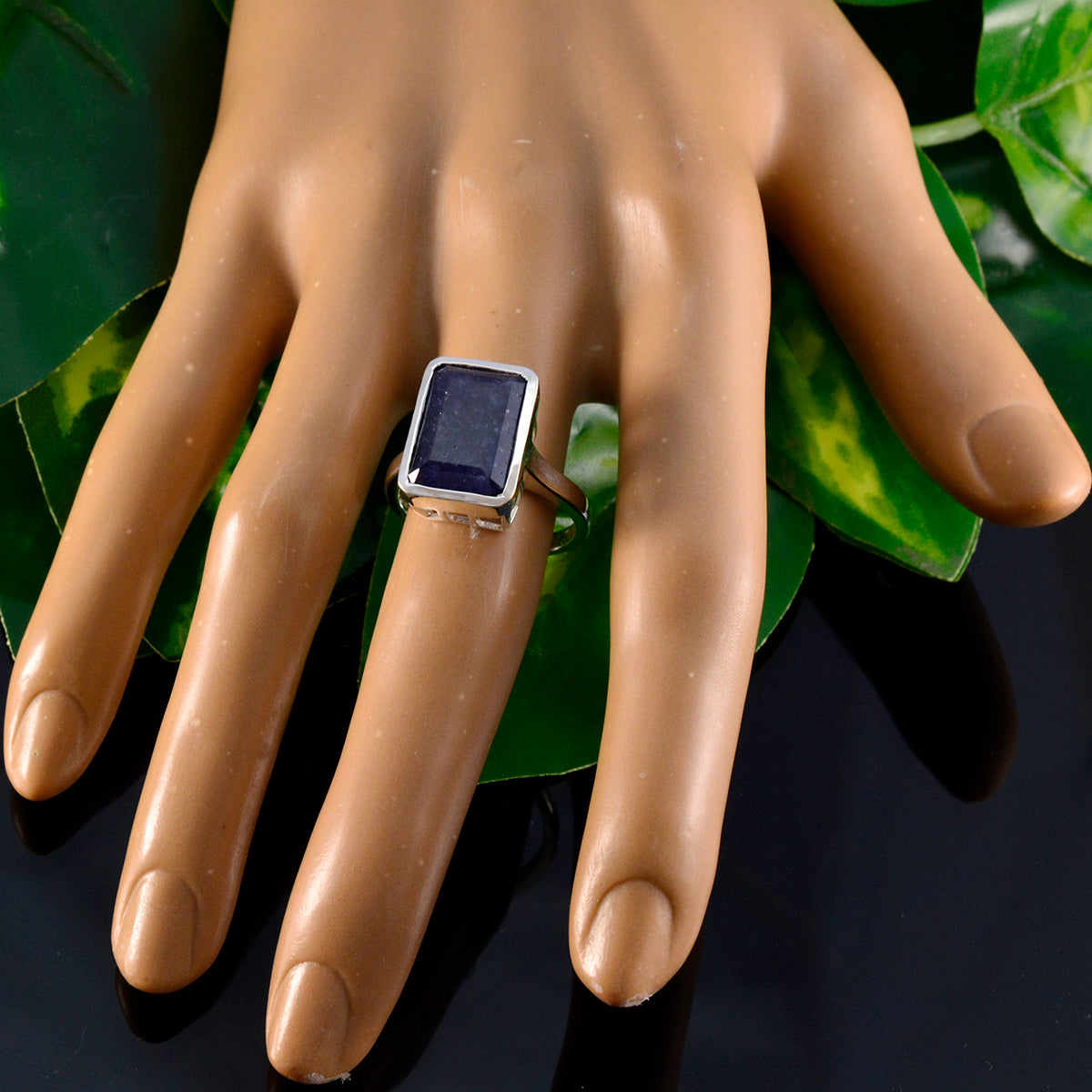 Indian Blue Sapphire Solitaire French 92.5 Silver Blue Gemstone Classic Abstract Ring Jewellery