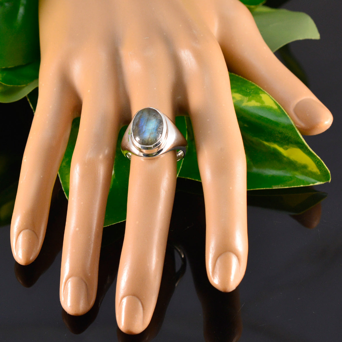 Labradorite Solitaire Russian Silver Gray Gemstones Eye catching Promise Ring Jewelry