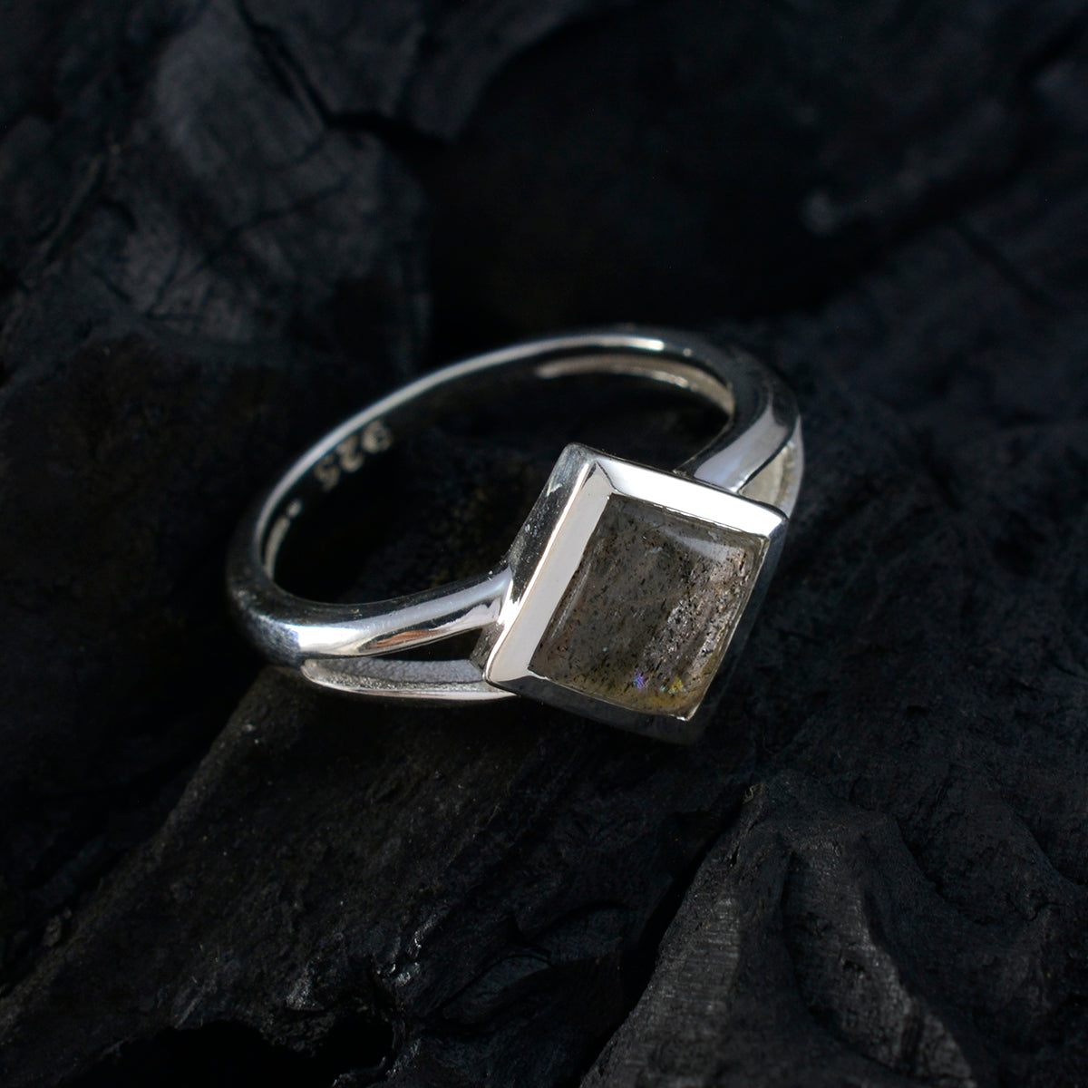 Labradorite Solitaire American Silver Gray Gemstones Dainty Modern Ring Jewellery
