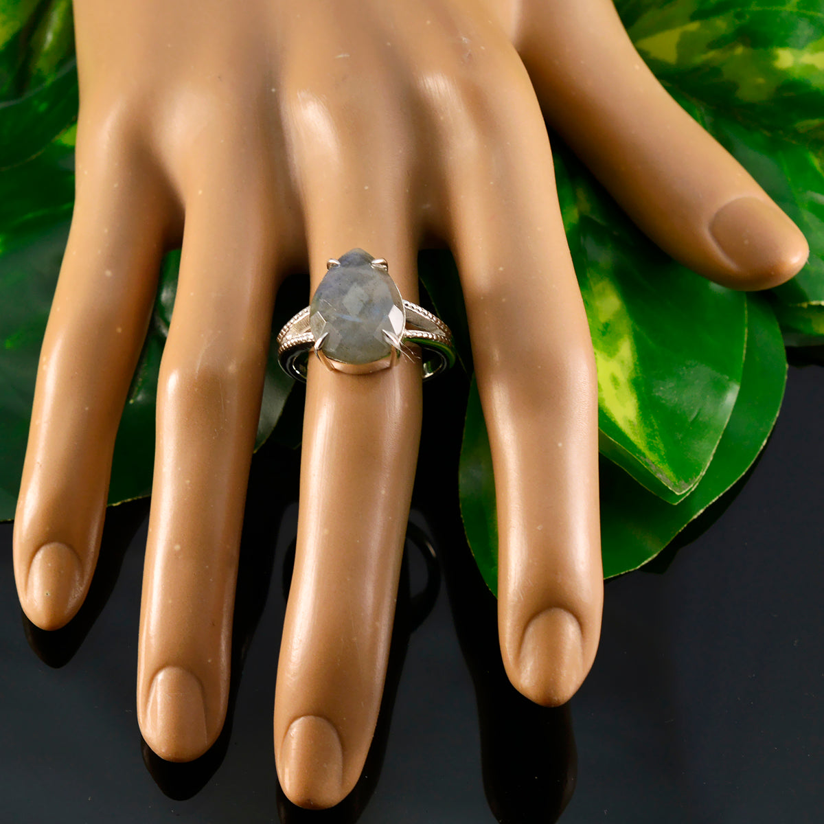 Labradorite Solitaire French 925 Silver Gray Gemstones Eye catching Sophisticated Ring Jewelry