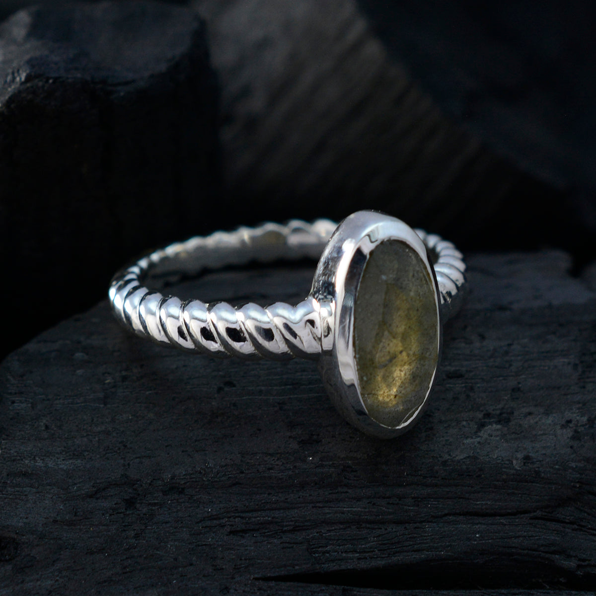 Labradorite Solitaire French Sterling Silver Gray Gemstone Tiny Twist Ring Jewellery