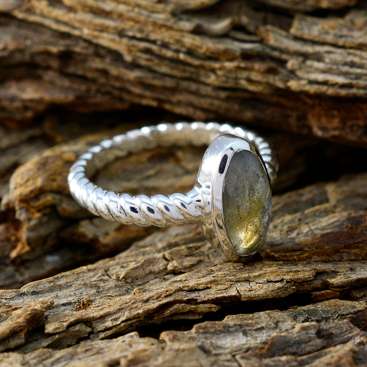 Labradorite Solitaire French Sterling Silver Gray Gemstone Tiny Twist Ring Jewellery