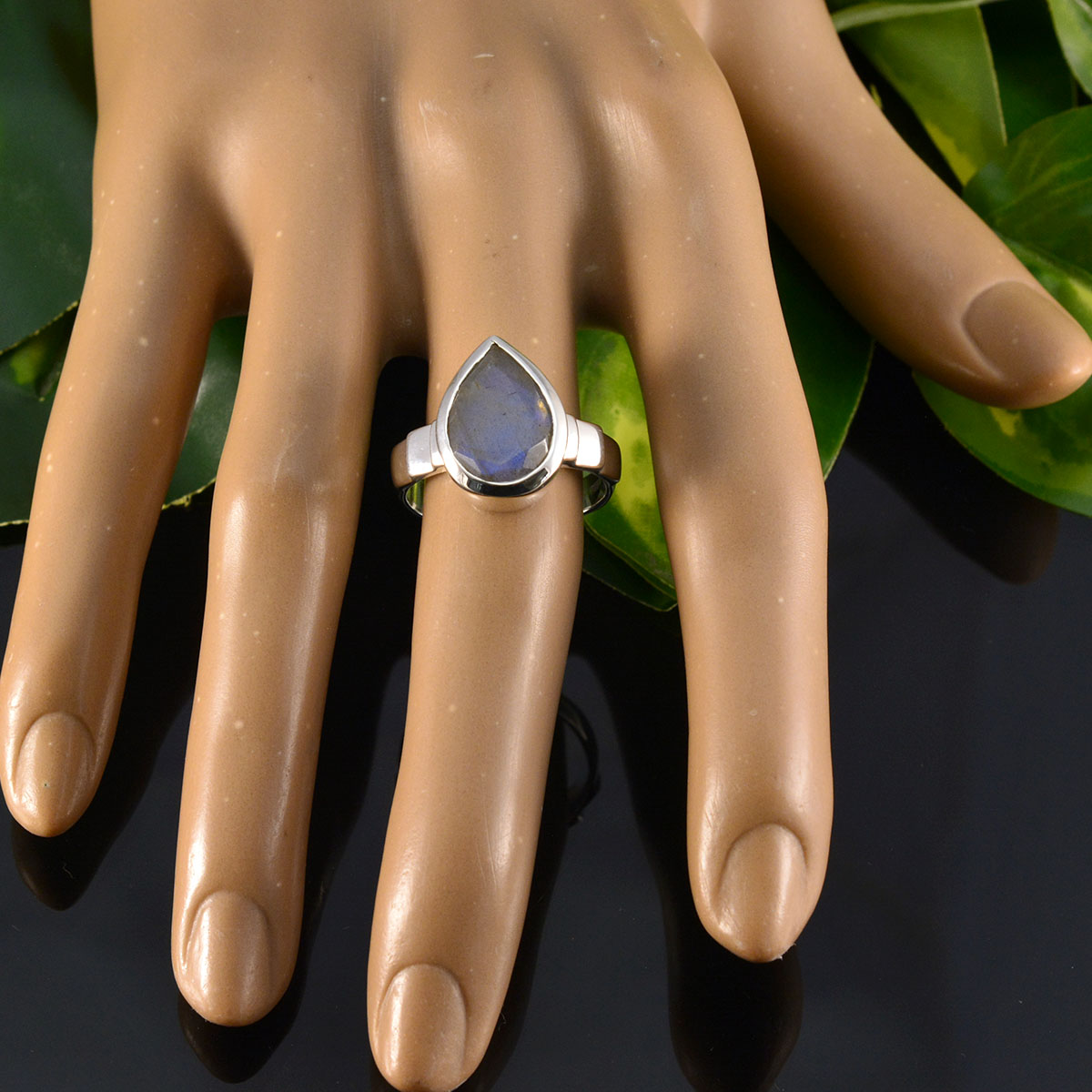 Labradorite Solitaire Russian Sterling Silver Gray Gems Mid weight Engagement Ring Jewellery