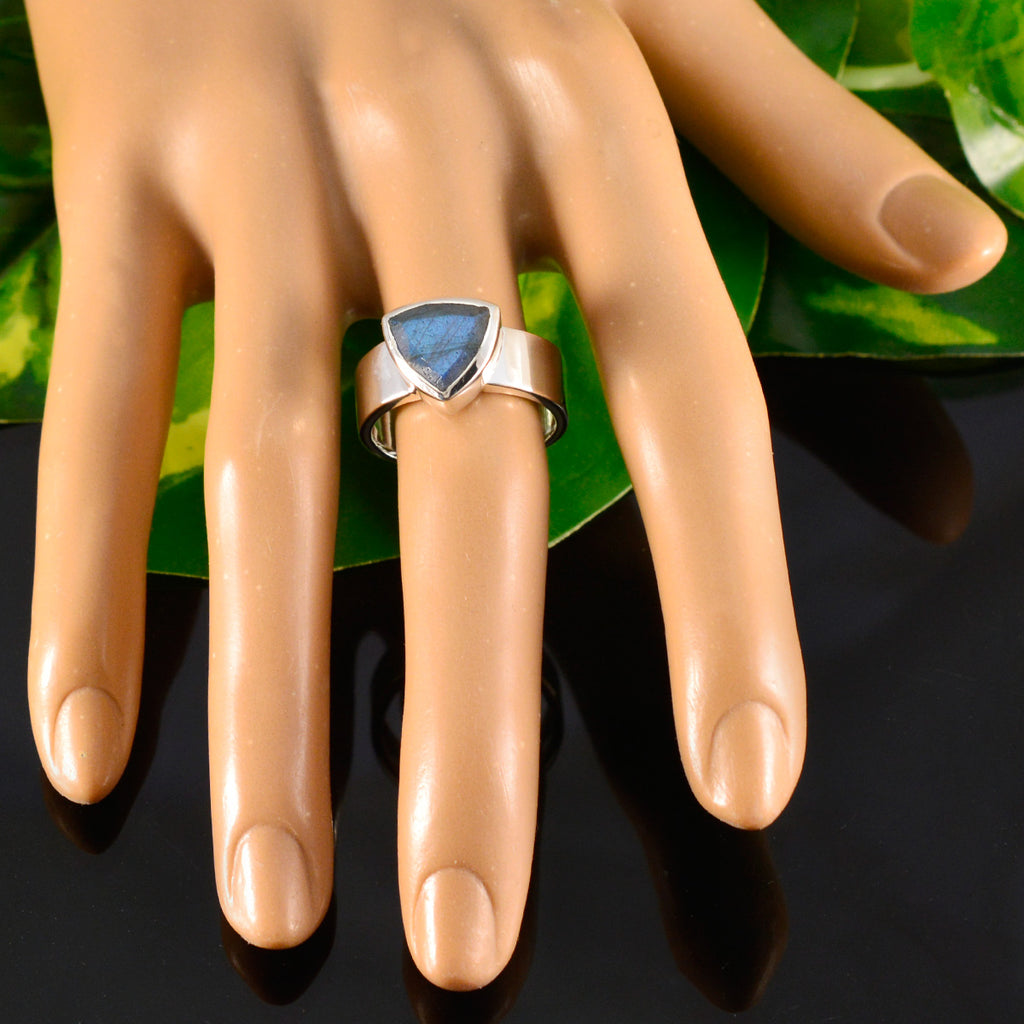Labradorite Solitaire Russian 92.5 Silver Gray Gems Eye catching Signet Band Jewelry