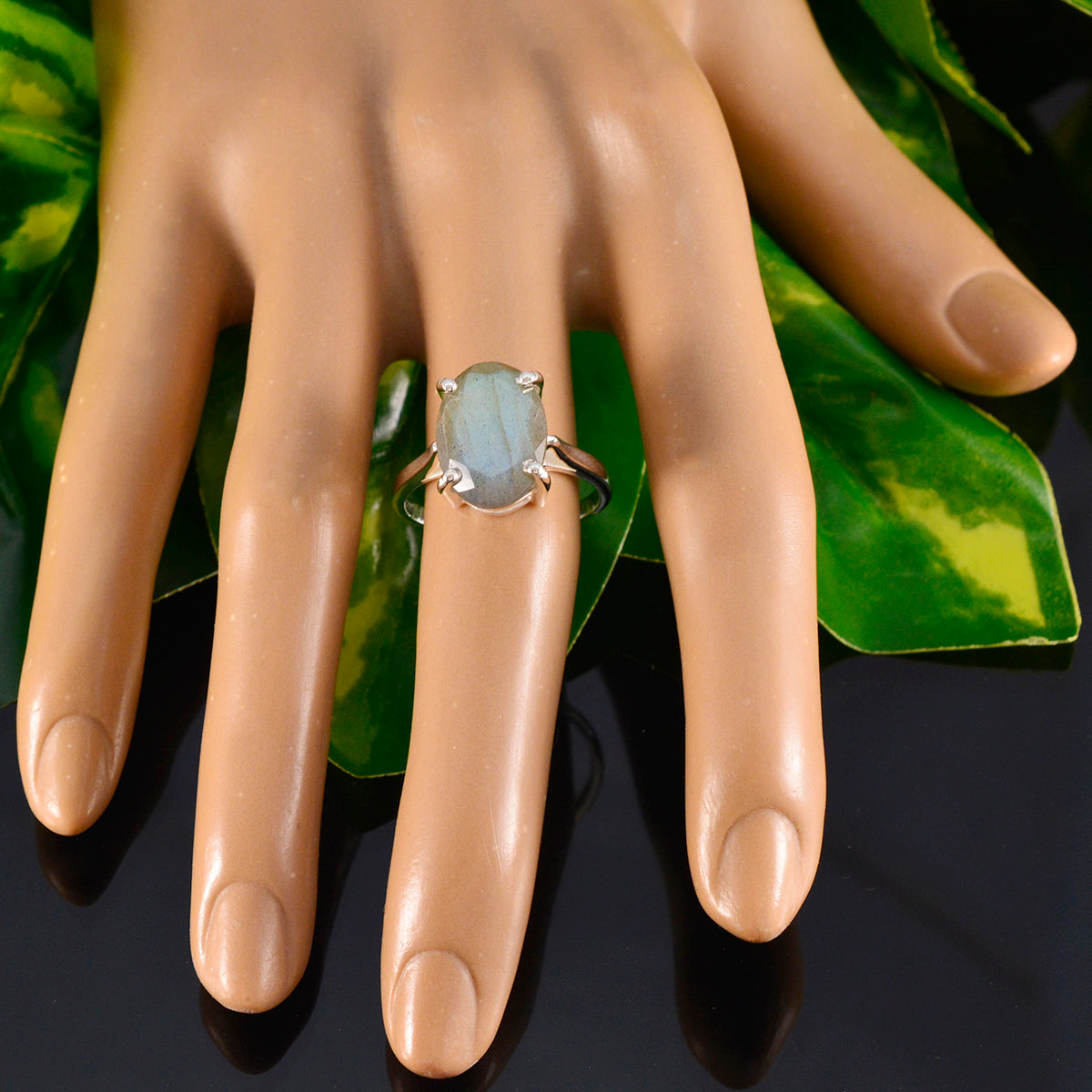 Labradorite Solitaire German 92.5 Silver Gray Gemstones Featherlight Artisan Ring Jewellery