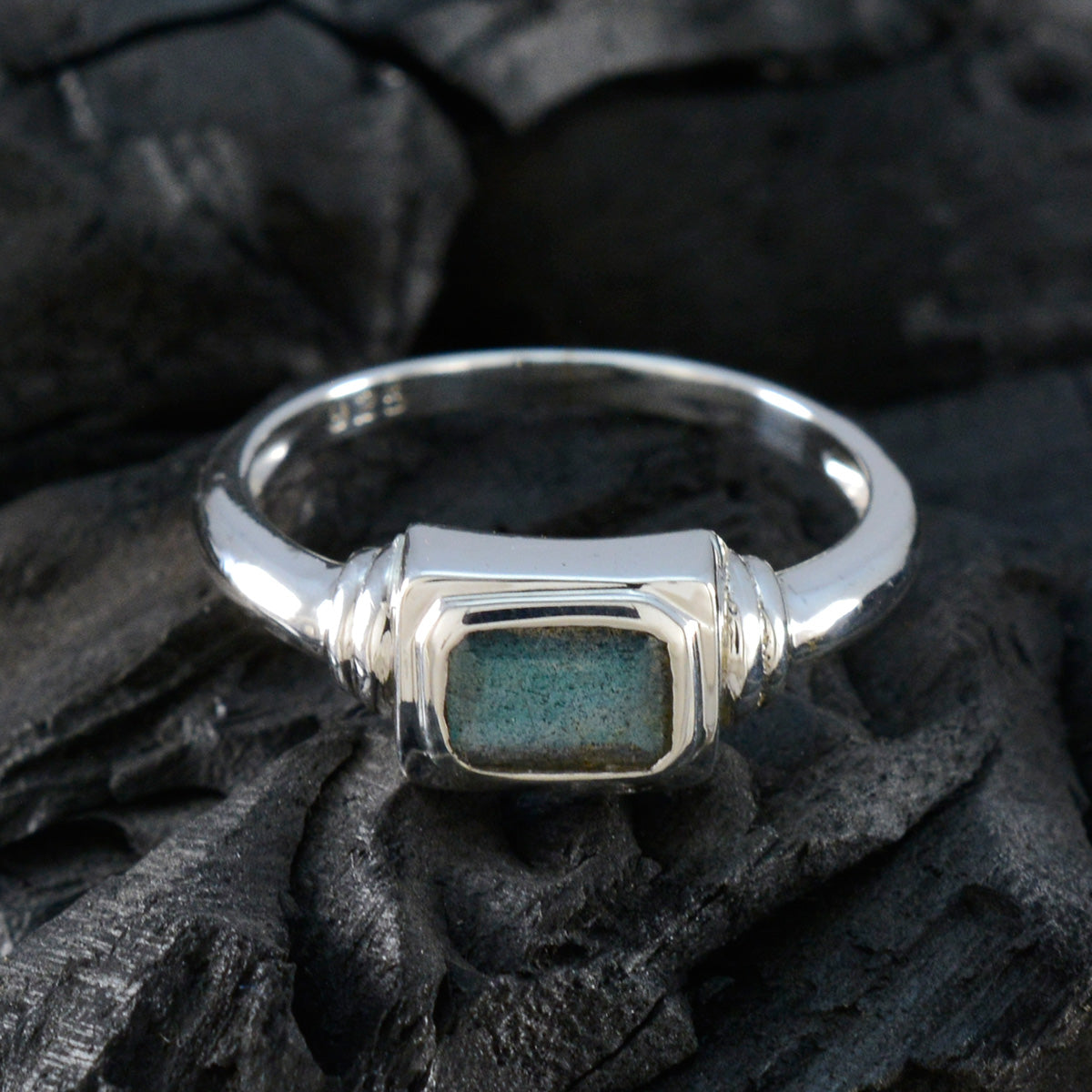 Labradorite Solitaire American 925 Silver Gray Gemstones Whisper thin Artisan Ring Jewelry