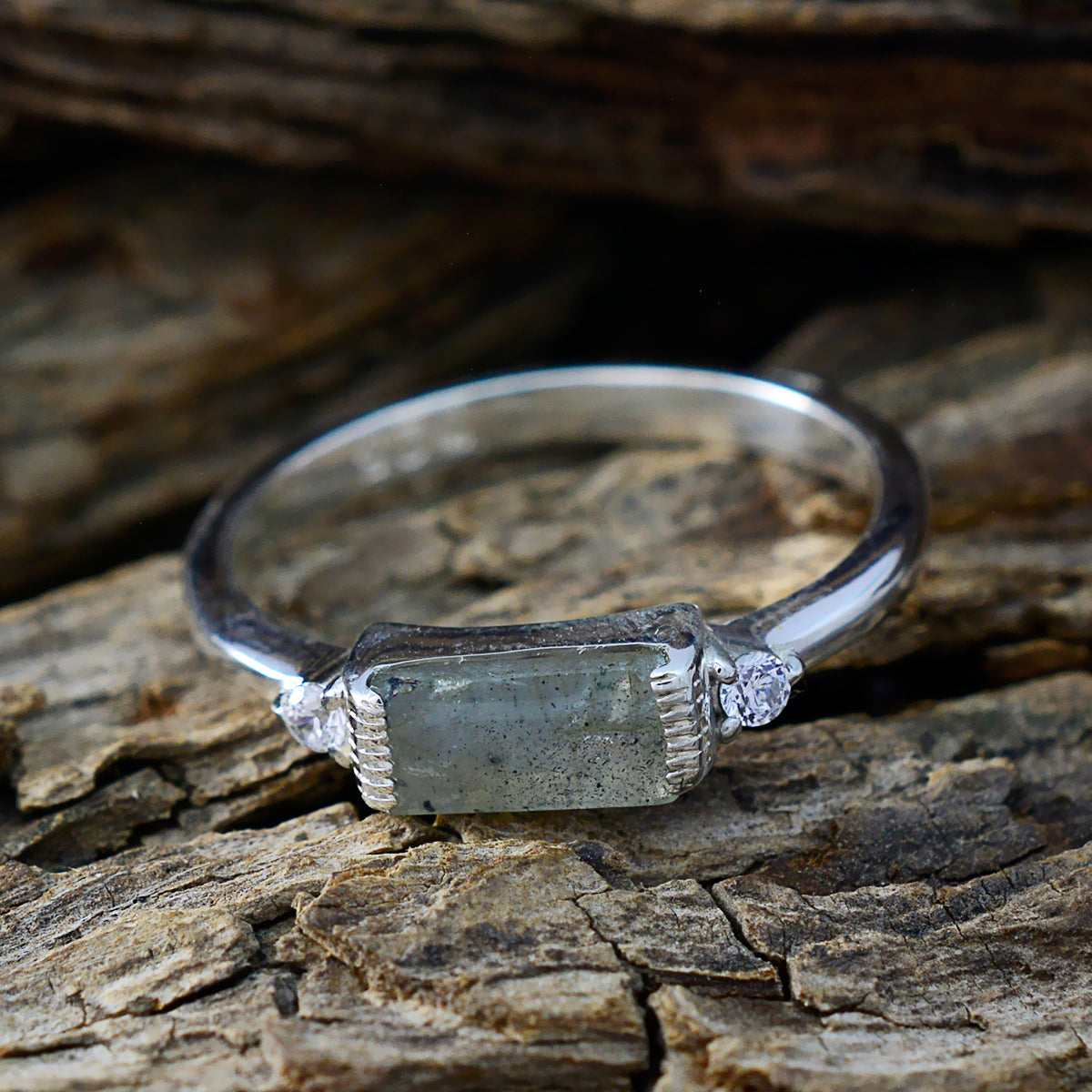 Labradorite Halo Turkish Silver Gray Gemstones Delicate Glamorous Ring Jewelry