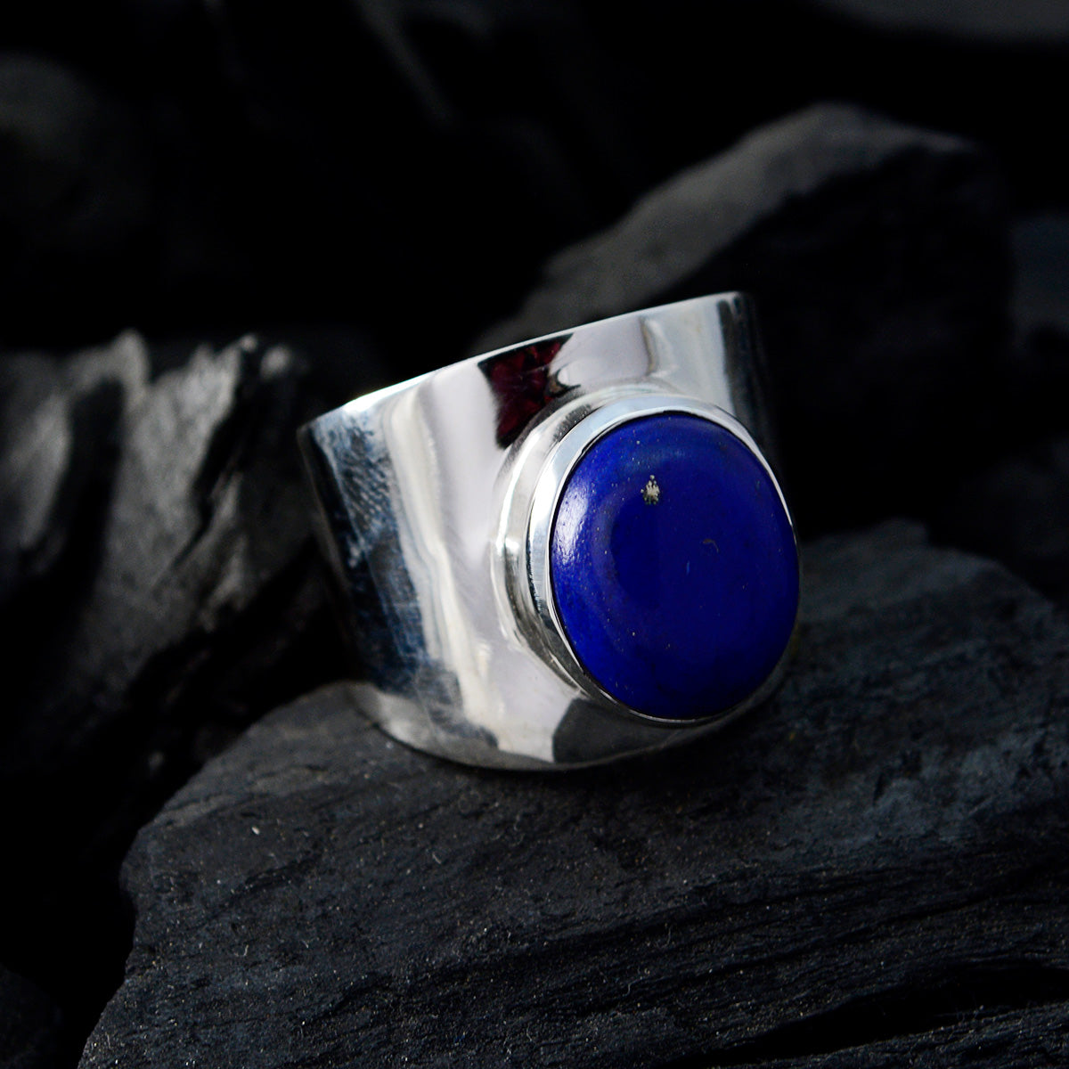 Lapis Lazuli Solitaire Russian 92.5 Silver Blue Gemstone Eye catching Armor Ring Jewelry
