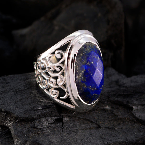 Aqua Chalcedony Solitaire Middle Eastern 92.5 Silver Green Gemstone Mid weight Filigree Ring Jewelry