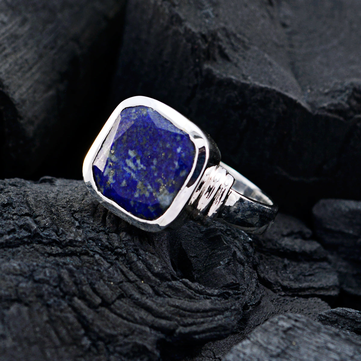 Lapis Lazuli Solitaire African 925 Silver Blue Gemstones Eye catching Armor Ring Jewellery