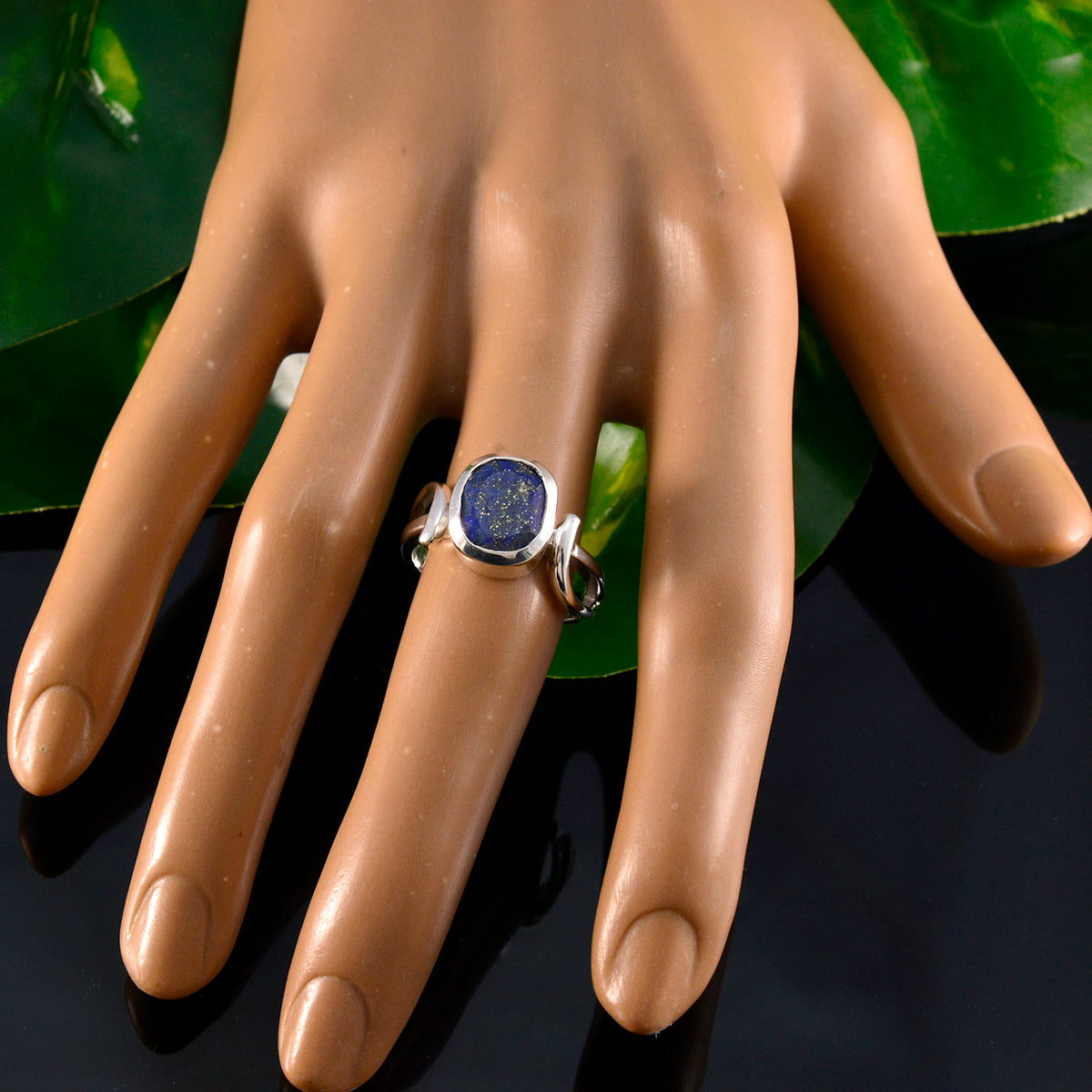 Lapis Lazuli Solitaire German 925 Sterling Silver Blue Gemstones Classic Luxurious Ring Jewelry