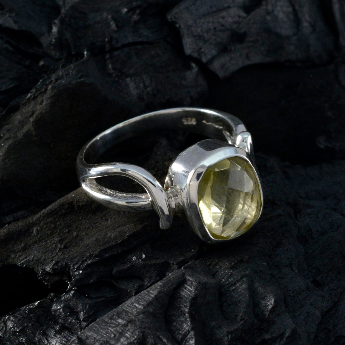 Lemon Quartz Solitaire Moroccan Silver Yellow Gemstones Classic Modern Ring Jewellery