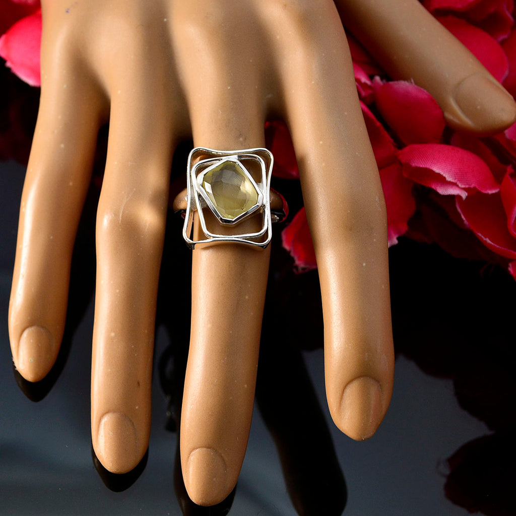 Lemon Quartz Solitaire African 92.5 Silver Yellow Gems Mid weight Signet Ring Jewellery