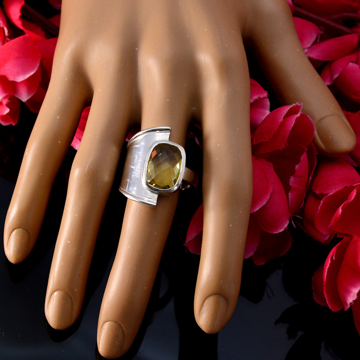 Lemon Quartz Solitaire Egyptian 92.5 Silver Yellow Gemstone Versatile Armor Ring Jewellery