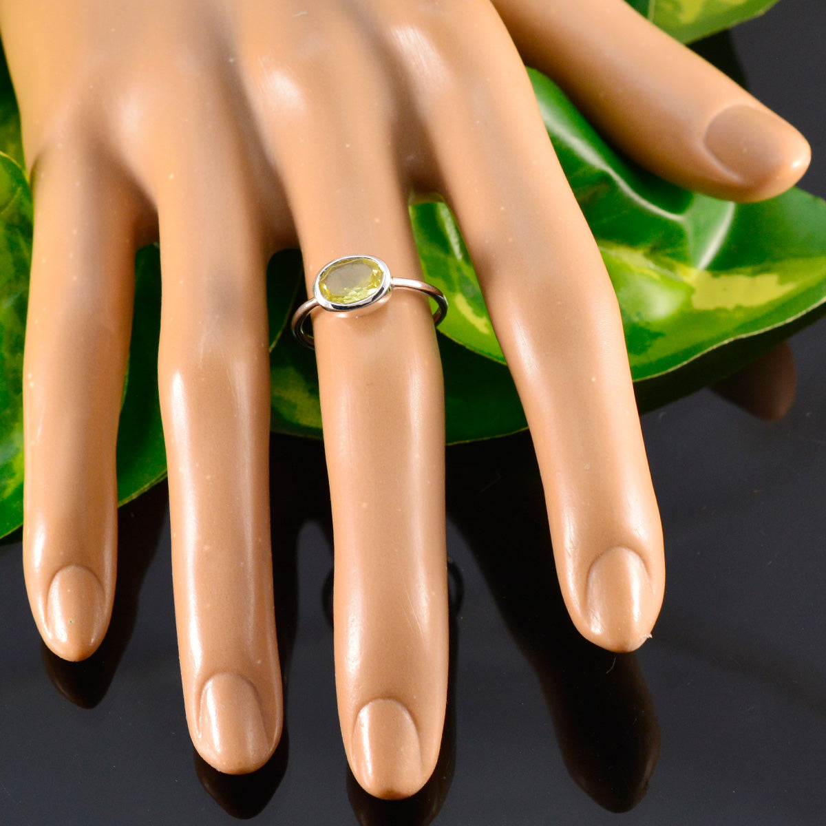 Lemon Quartz Solitaire American 92.5 Silver Yellow Gemstones Elegant  Feminine Ring Jewellery