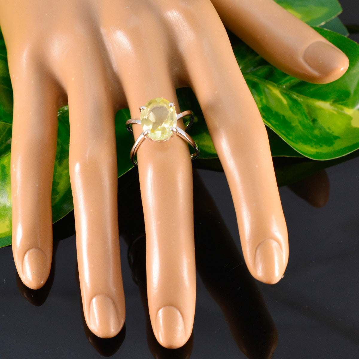 Lemon Quartz Solitaire Indian 925 Sterling Silver Yellow Gemstone Tiny Artisan Ring Jewellery