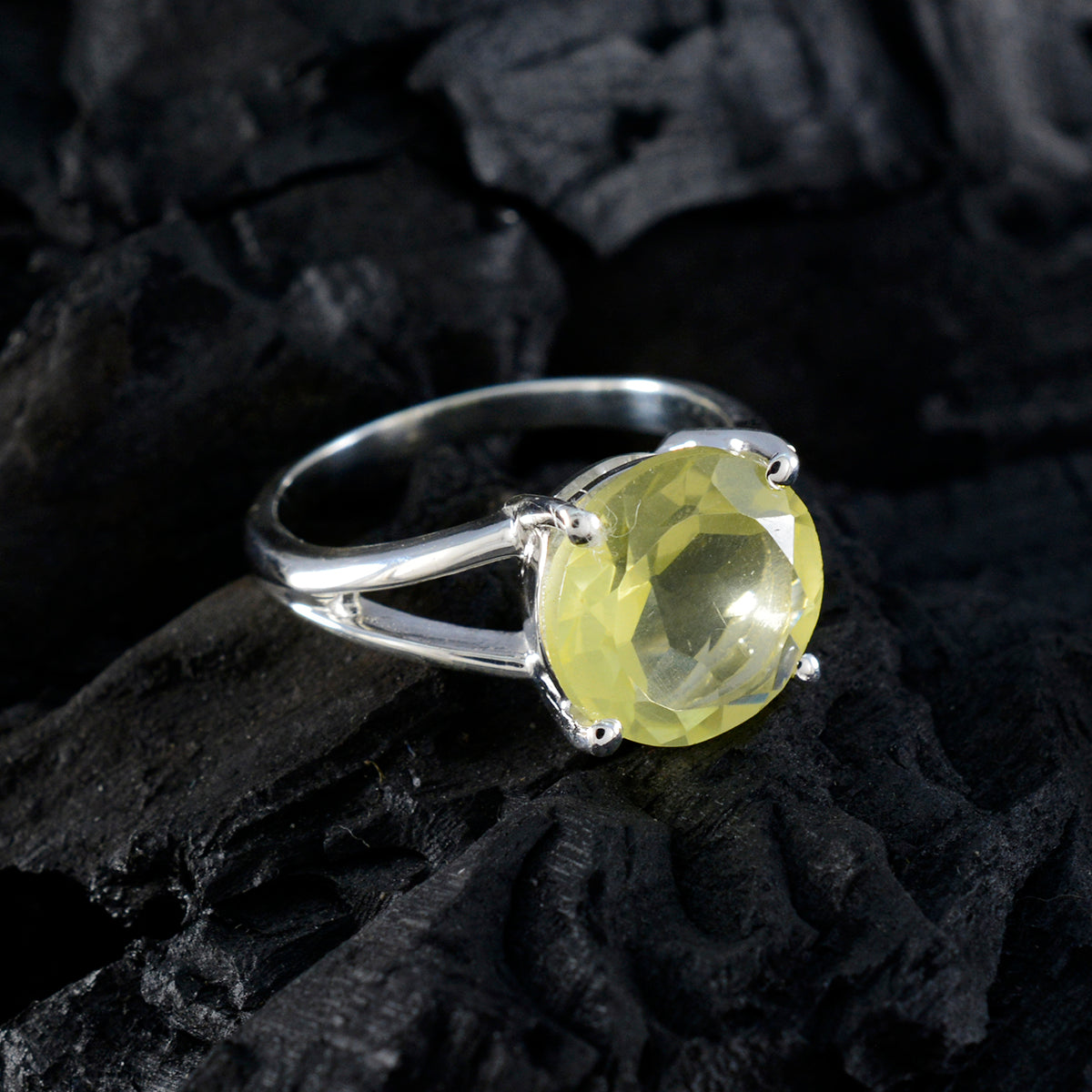 Lemon Quartz Solitaire Moroccan 92.5 Silver Yellow Gemstone Featherlight Sophisticated Ring Jewelry