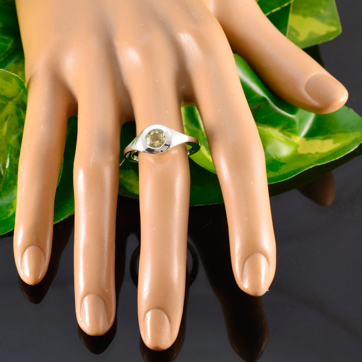 Lemon Quartz Solitaire German 925 Silver Yellow Gemstone Featherlight Contemporary Ring Jewellery