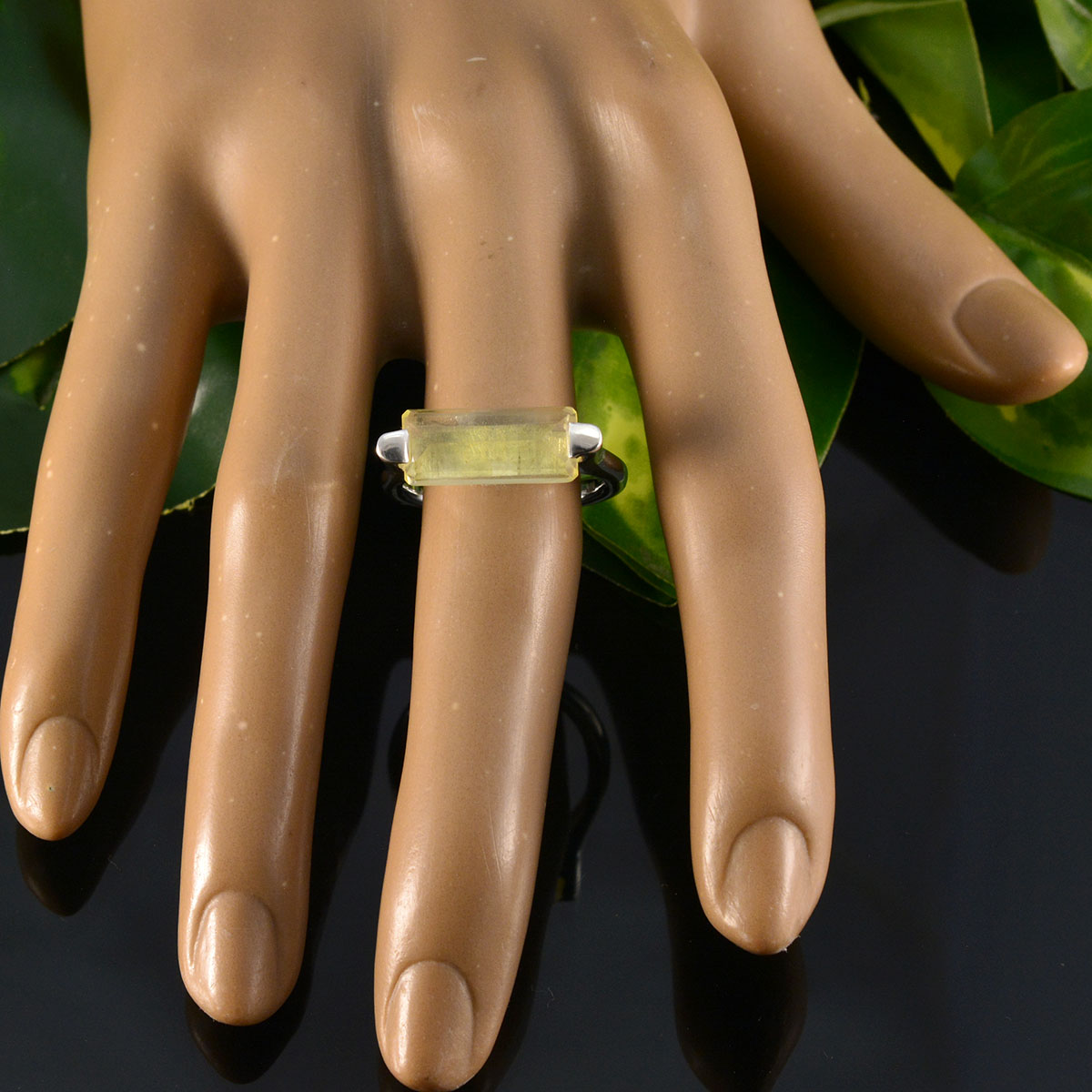 Lemon Quartz Solitaire French 92.5 Silver Yellow Gemstone Mid weight Fairytale Ring Jewellery