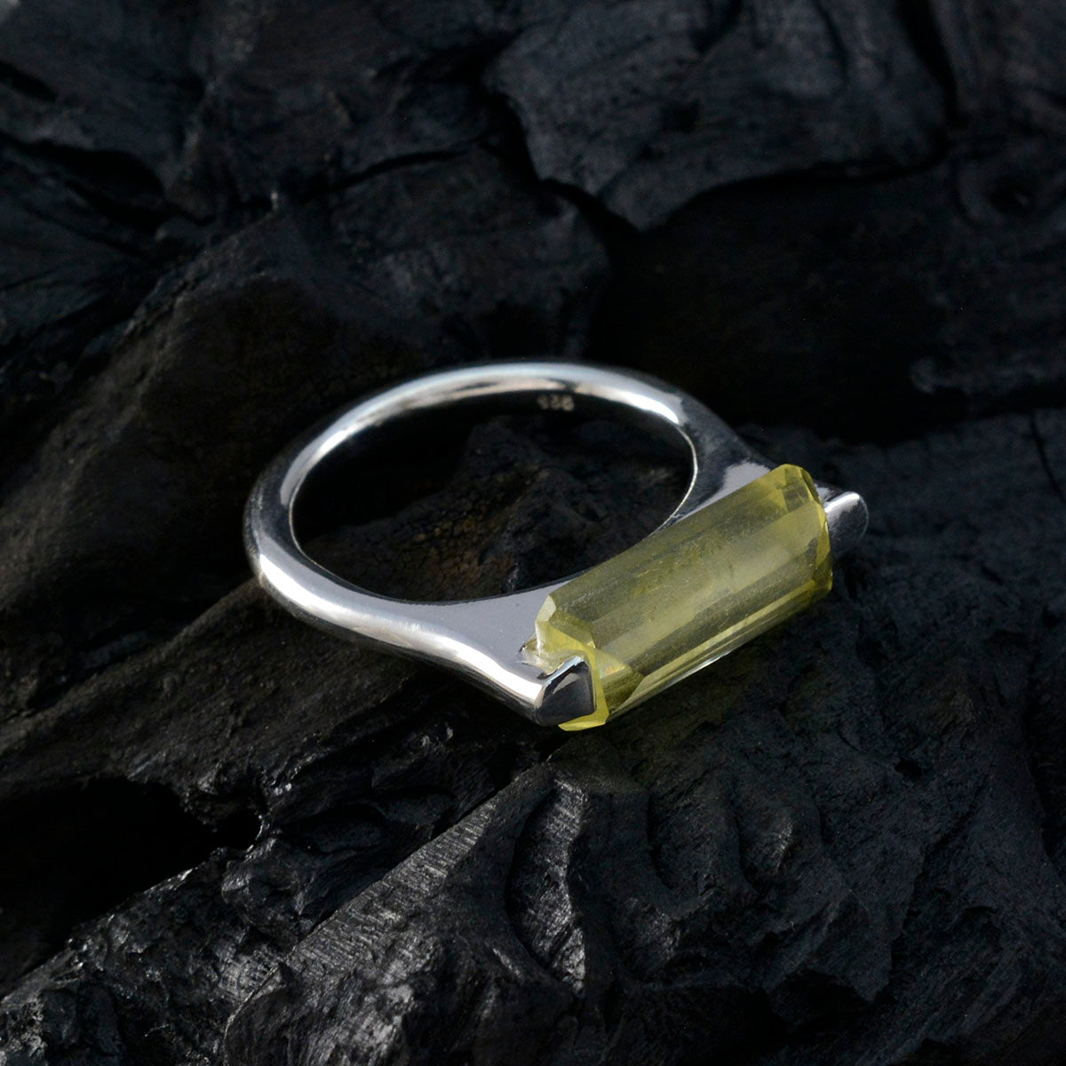 Lemon Quartz Solitaire French 92.5 Silver Yellow Gemstone Mid weight Fairytale Ring Jewellery