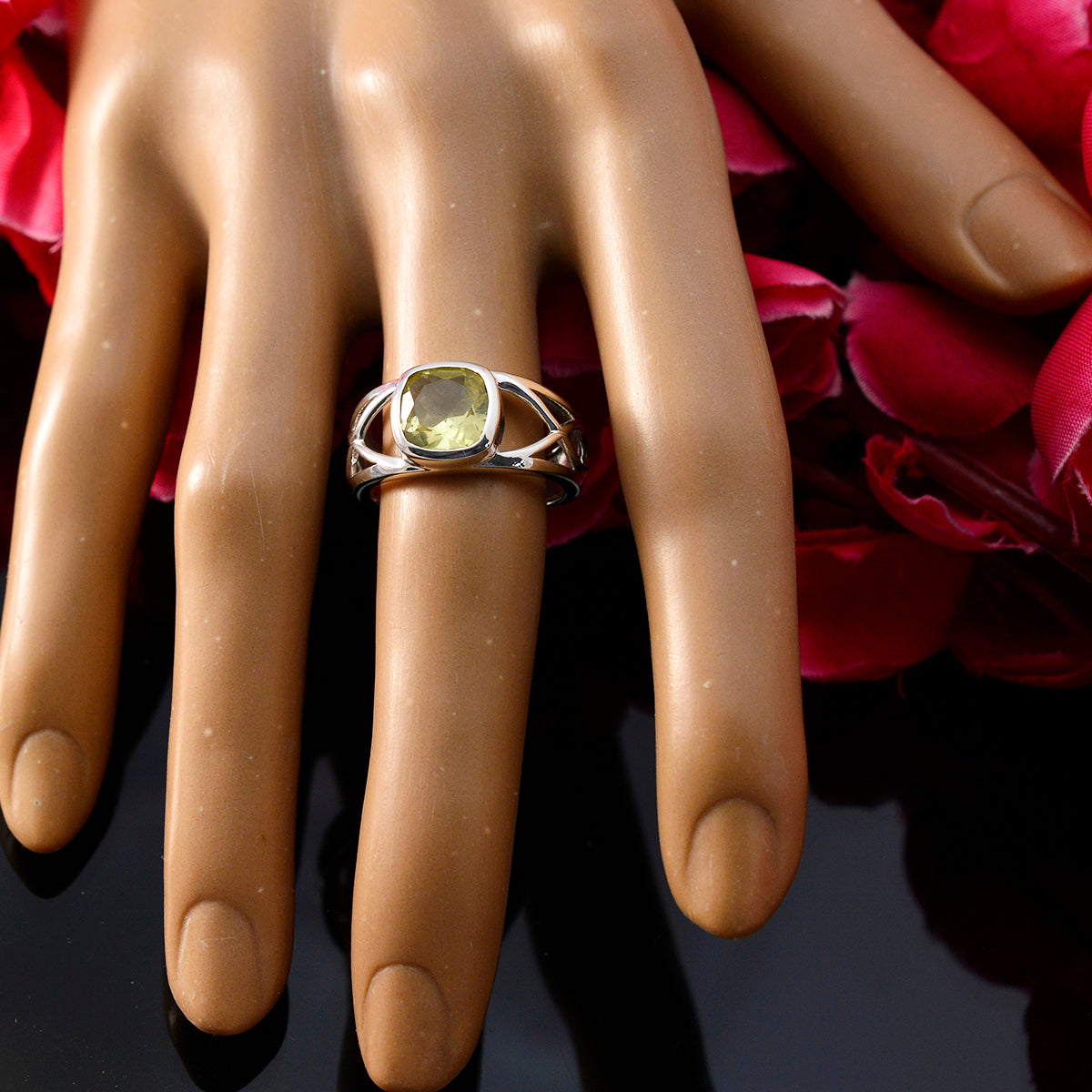 Lemon Quartz Solitaire German 925 Silver Yellow Gemstones Tiny Romantic Ring Jewelry