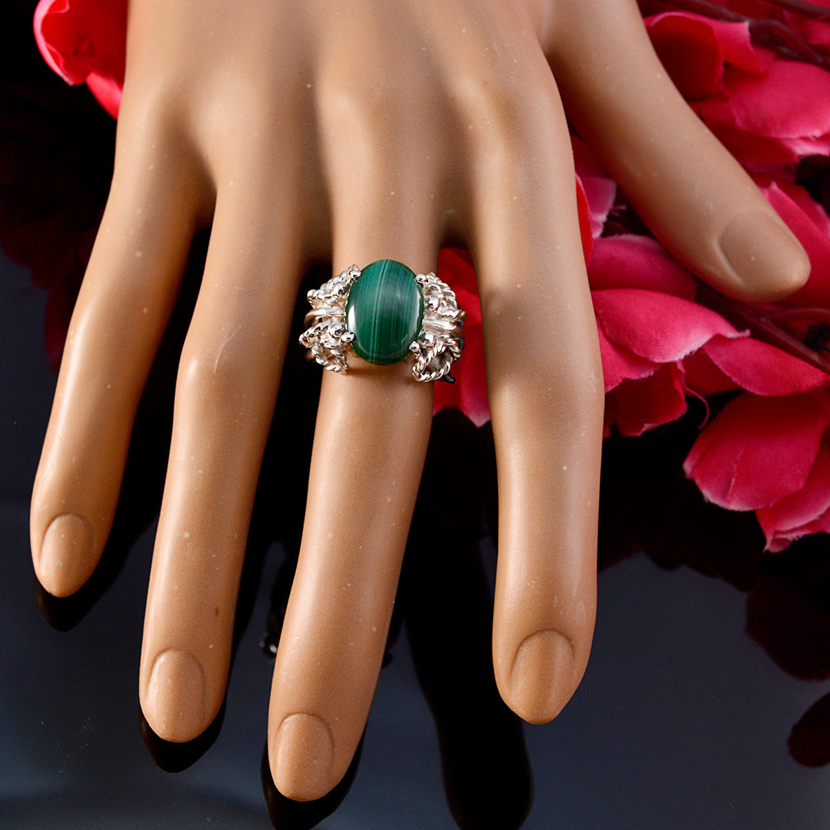 Malachite Solitaire Latin American 92.5 Silver Green Gemstone Essential  Rope Wire Ring Jewellery