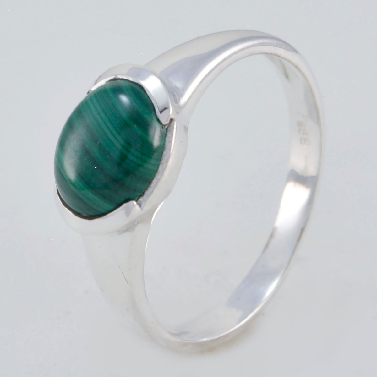 Bague solitaire en malachite américaine en argent 92,5 et pierre précieuse verte, bijou délicat et tendance Image secondaire du produit