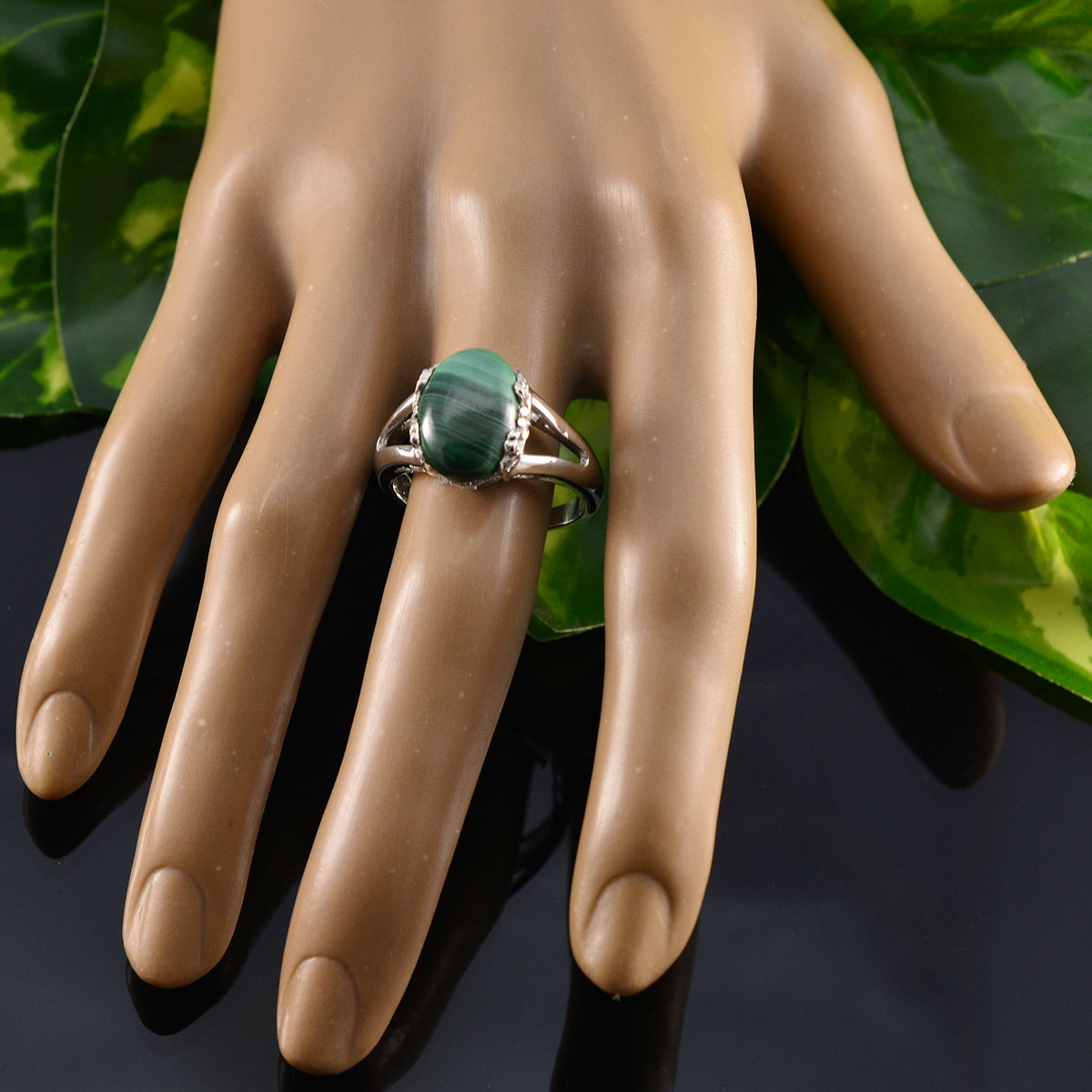Malachite Solitaire Egyptian 925 Silver Green Gemstone Mid weight Feminine Ring Jewelry