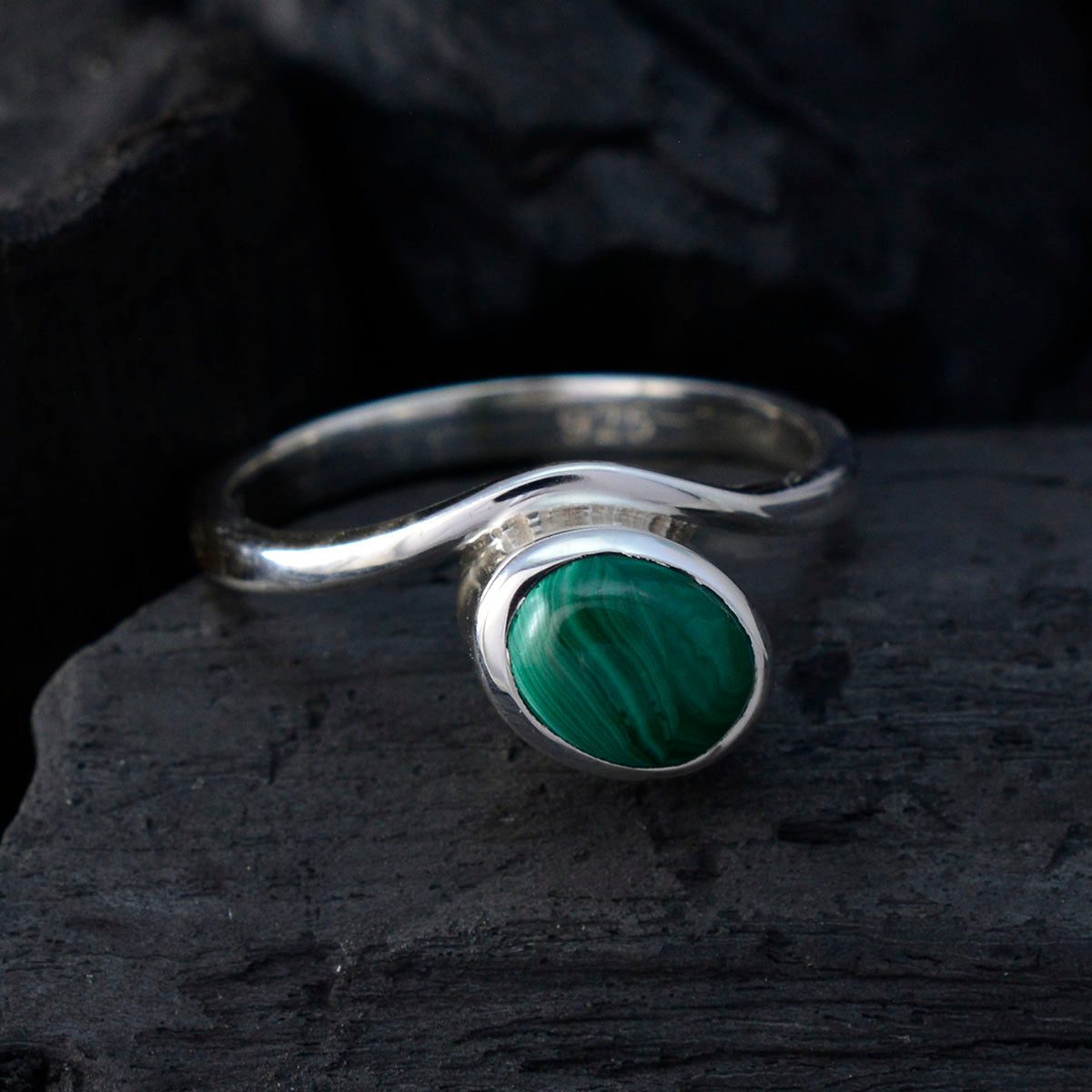 Malachite Solitaire Turkish 92.5 Silver Green Gems Whisper thin Abstract Ring Jewelry