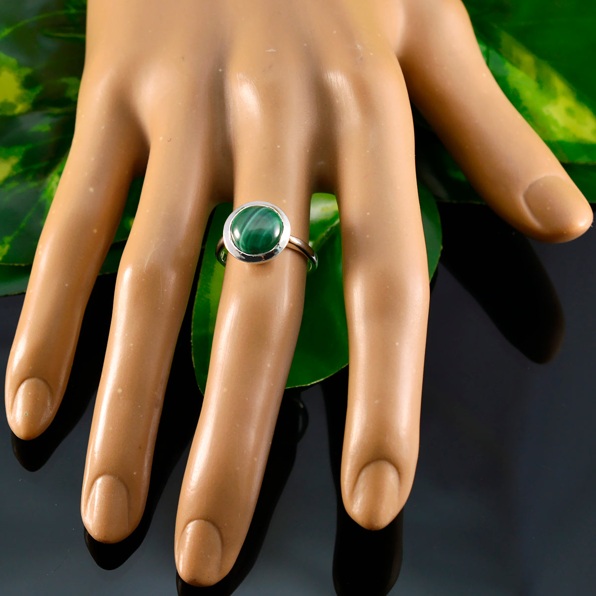 Malachite Solitaire Egyptian Sterling Silver Green Gemstone Slim Luxurious Ring Jewellery